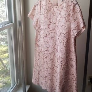 PINK LACE SHIFT DRESS